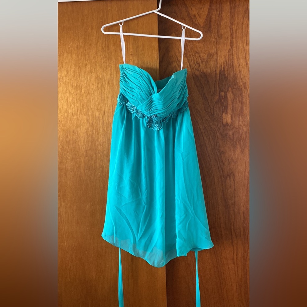 Beautiful size 10 pretty maids dress